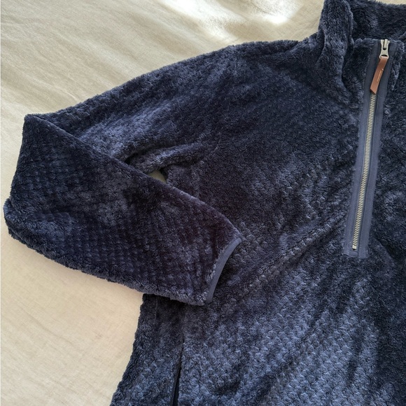 Columbia Woman’s Fire Side Half Zip Sherpa Fleece Pullover in Navy Blue - Picture 8 of 11